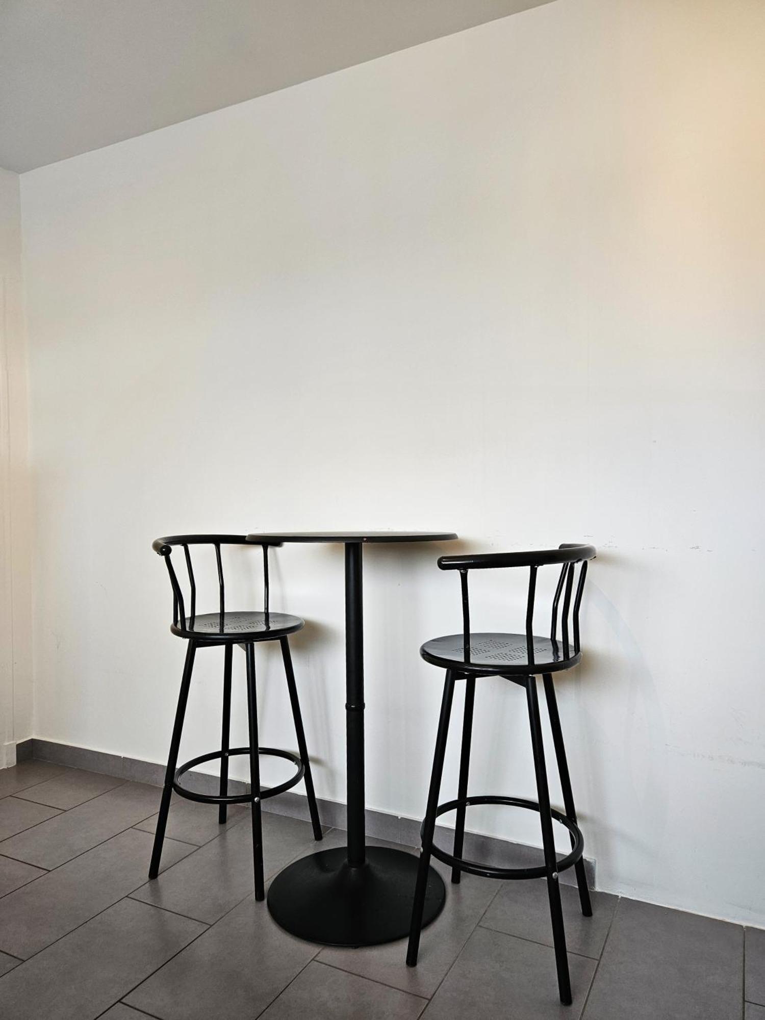 Appartement Des Grands Champs Avec Terrasse 圣艾尼昂 外观 照片