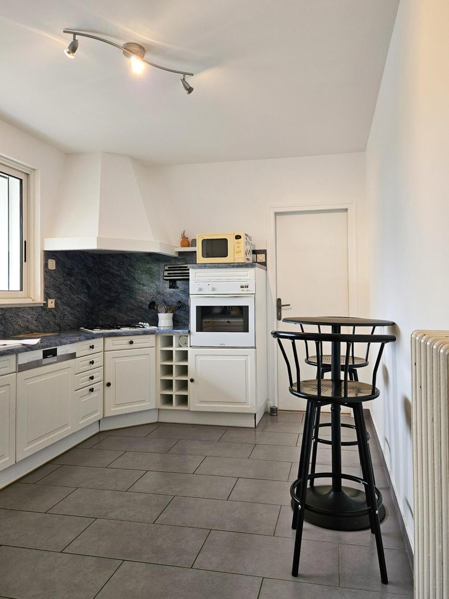Appartement Des Grands Champs Avec Terrasse 圣艾尼昂 外观 照片